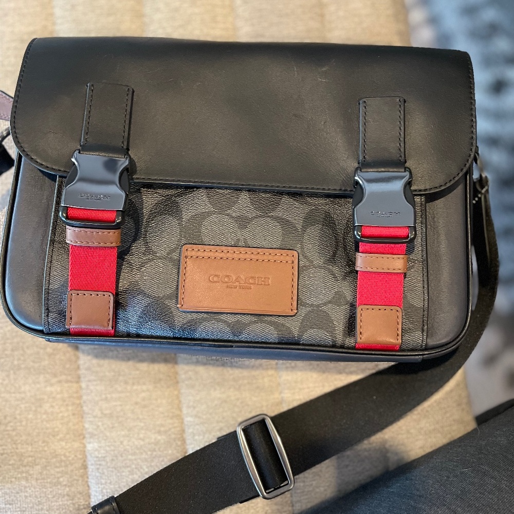 COACH Track Crossbody Bag Signature Canvas FREE SHIPPING!!!